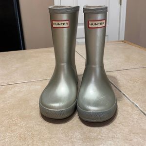 Hunter silver rain boots for kids - Size 9